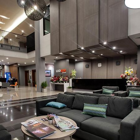 Leosor Hotel Nakhonratchasima Εξωτερικό φωτογραφία