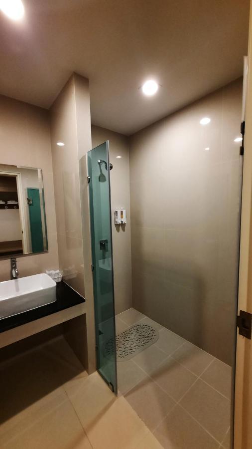 Leosor Hotel Nakhonratchasima Εξωτερικό φωτογραφία