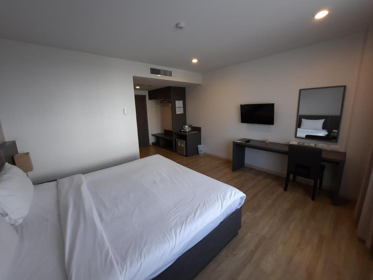 Leosor Hotel Nakhonratchasima Εξωτερικό φωτογραφία