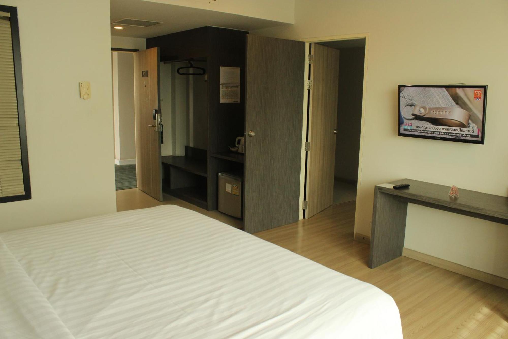 Leosor Hotel Nakhonratchasima Εξωτερικό φωτογραφία