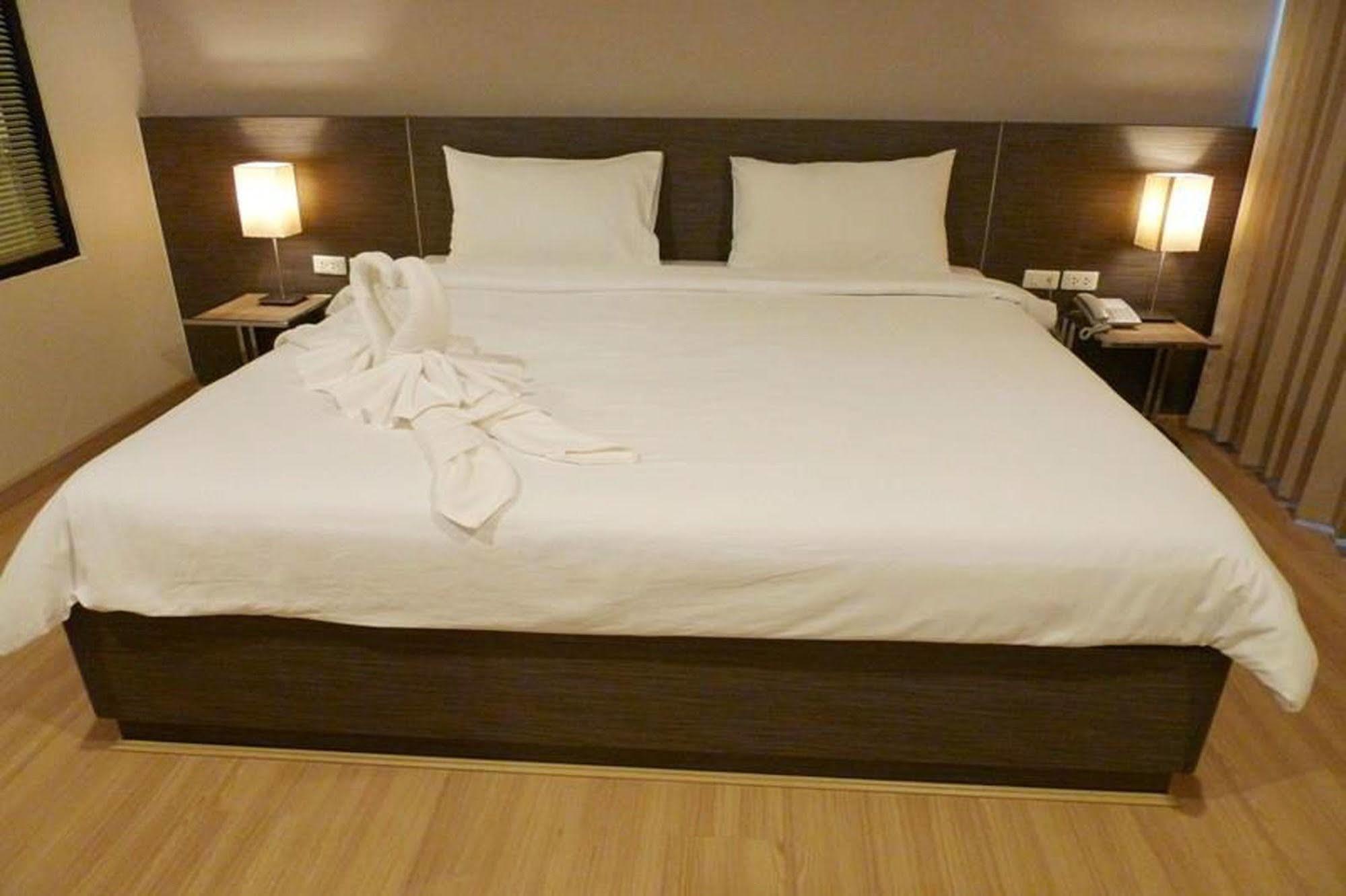 Leosor Hotel Nakhonratchasima Εξωτερικό φωτογραφία