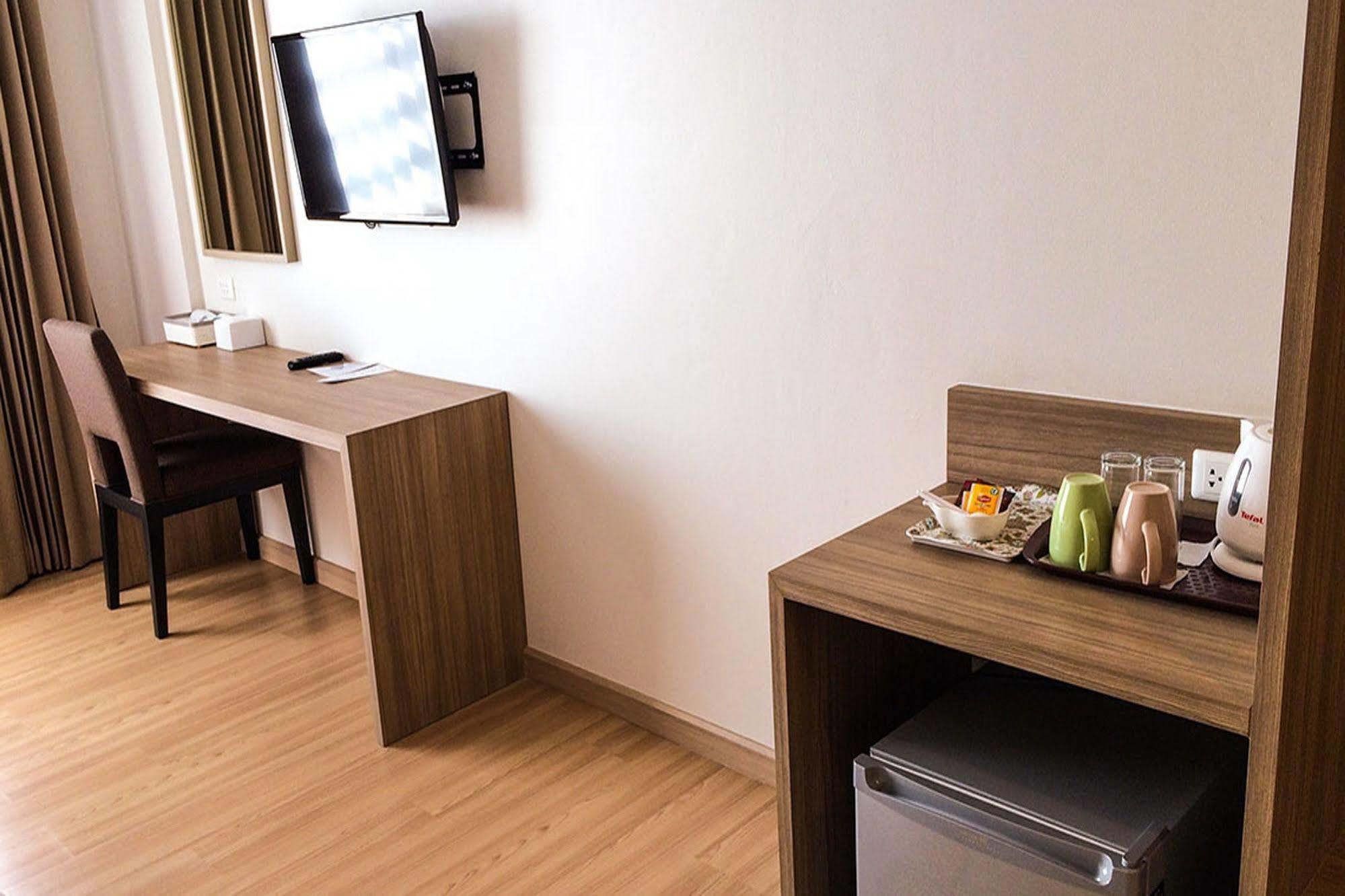 Leosor Hotel Nakhonratchasima Εξωτερικό φωτογραφία