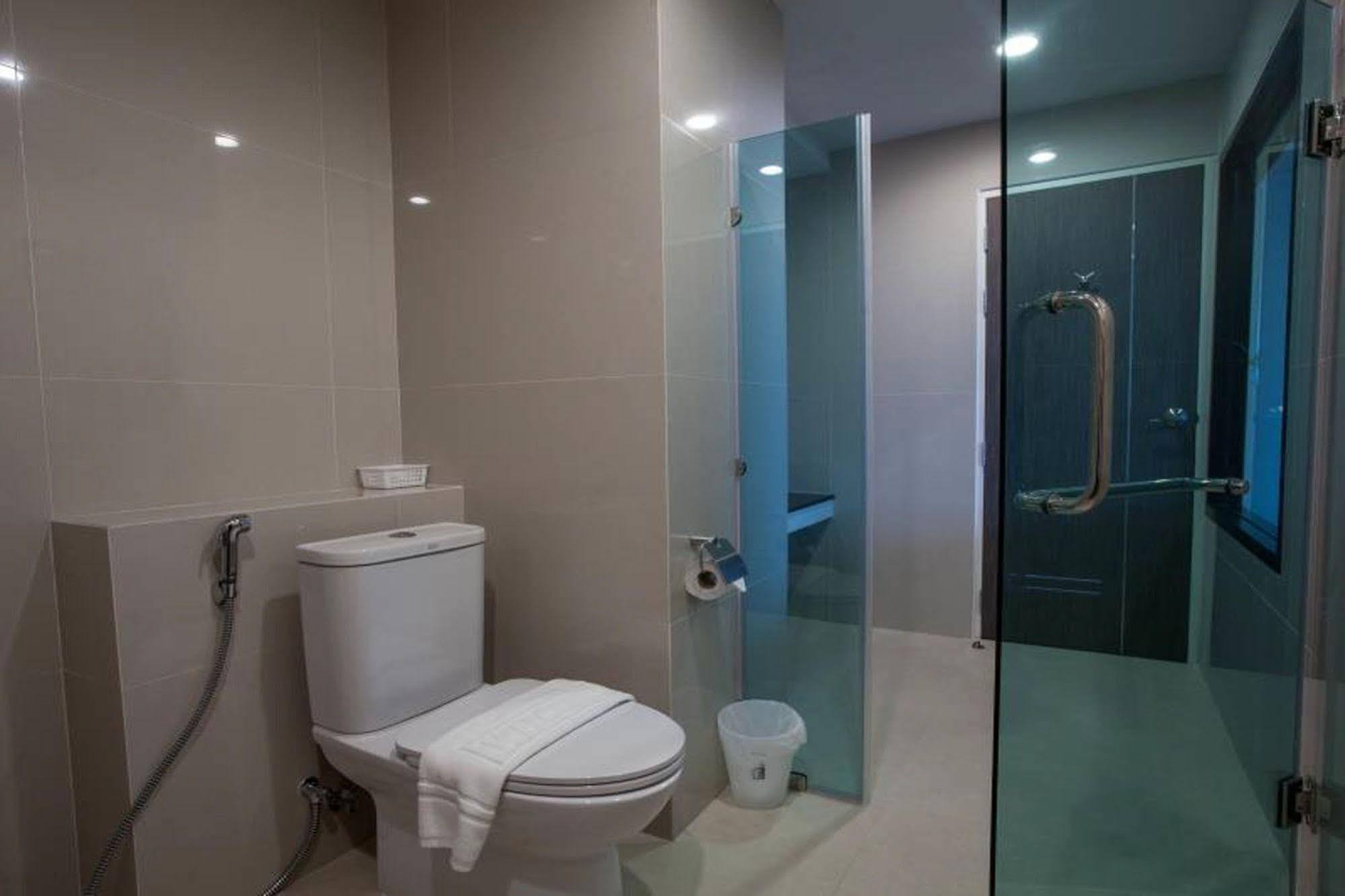 Leosor Hotel Nakhonratchasima Εξωτερικό φωτογραφία