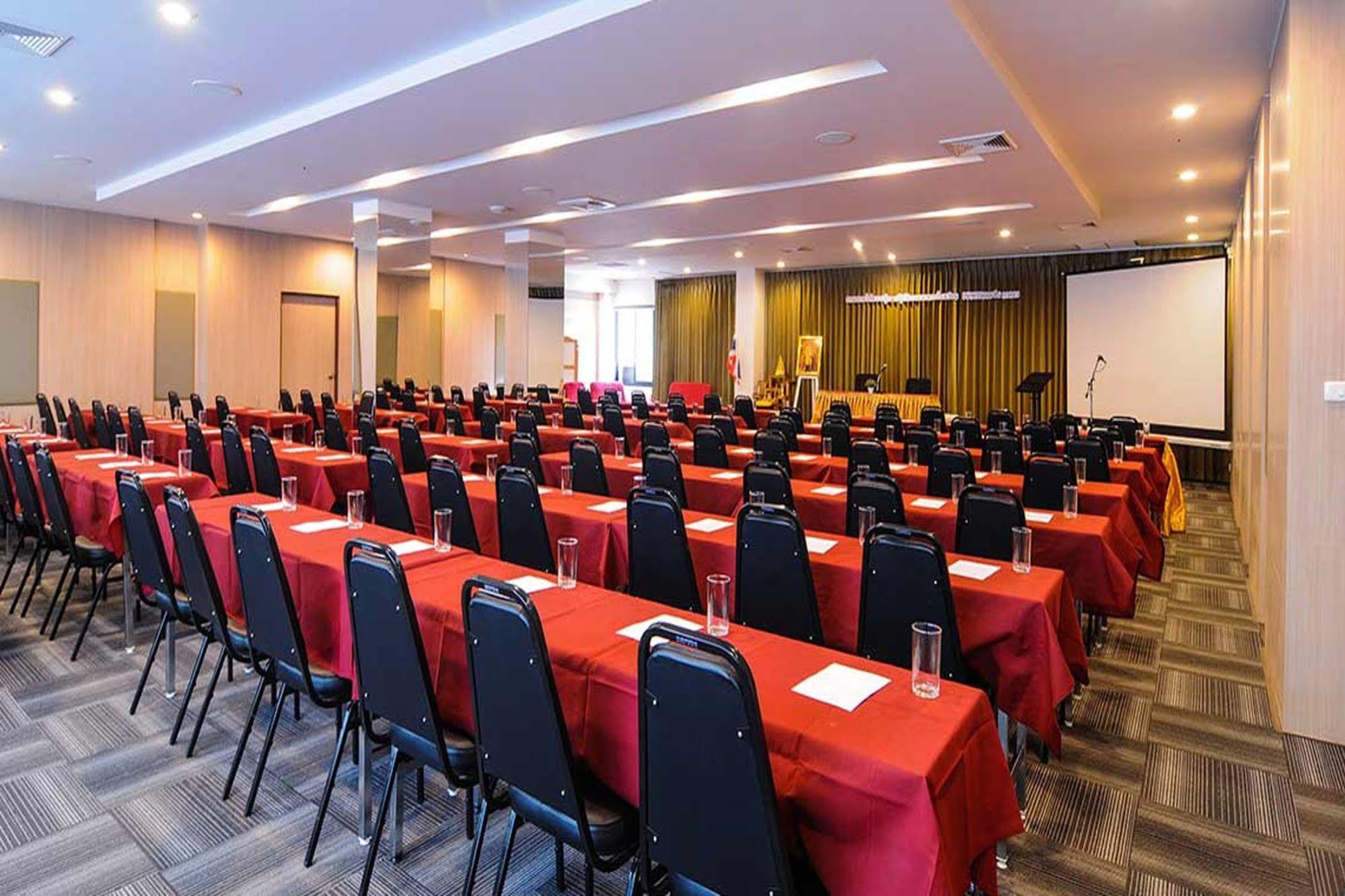 Leosor Hotel Nakhonratchasima Εξωτερικό φωτογραφία